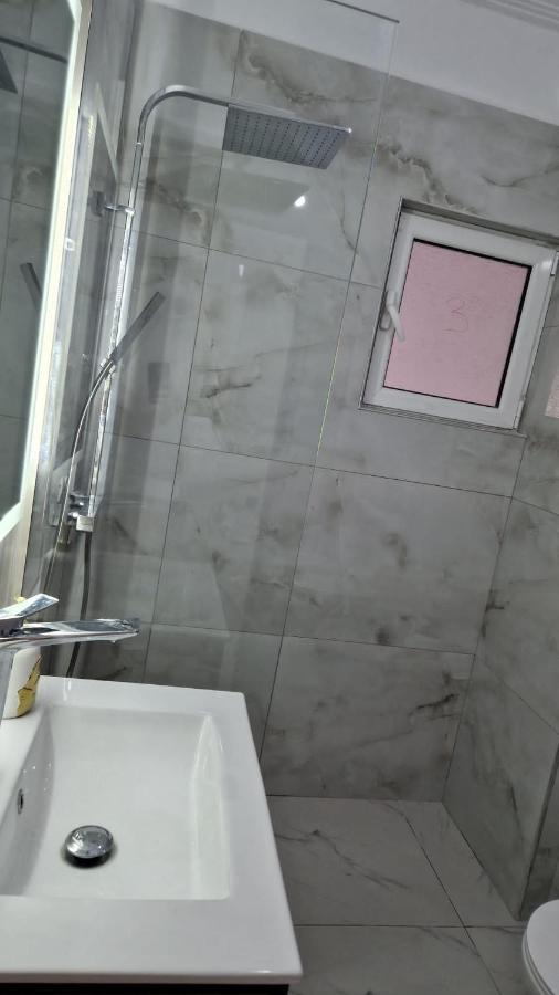 Pirro Luxury Apartment ซารานเดอ ภายนอก รูปภาพ