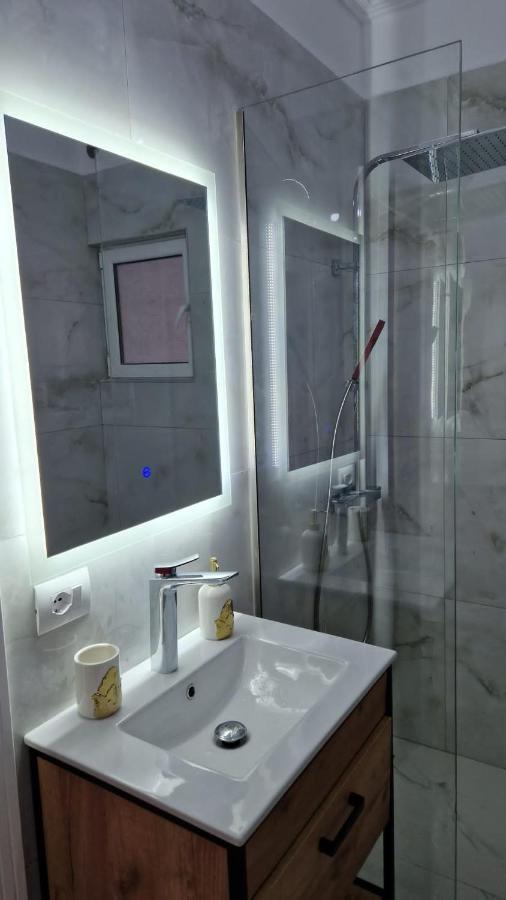 Pirro Luxury Apartment ซารานเดอ ภายนอก รูปภาพ